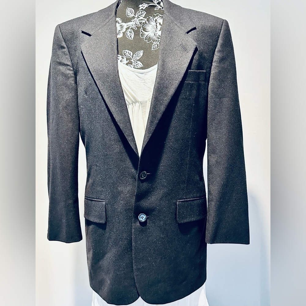 Vintage Savile Row bespoke tailor men’s gray jacket
